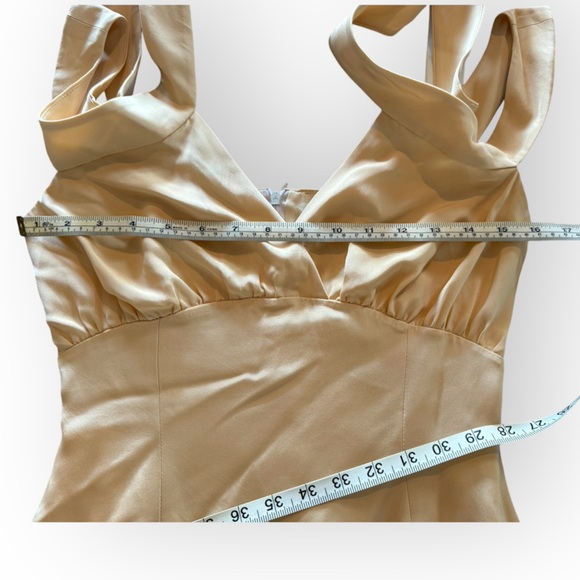 Vivienne Hu Runway Spring V-Neck CutOut Gown Dress Sz 4 Sexy Modern Timeless - Picture 6 of 10